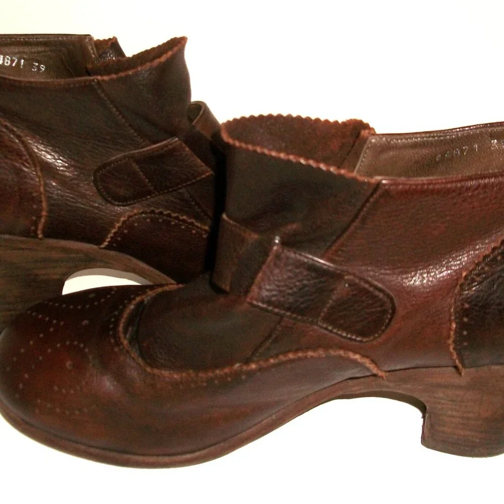Pep Monjo Spain Handmade Eco-Friendly Low-Heel Booties 9M $325 - Picture 3 of 10